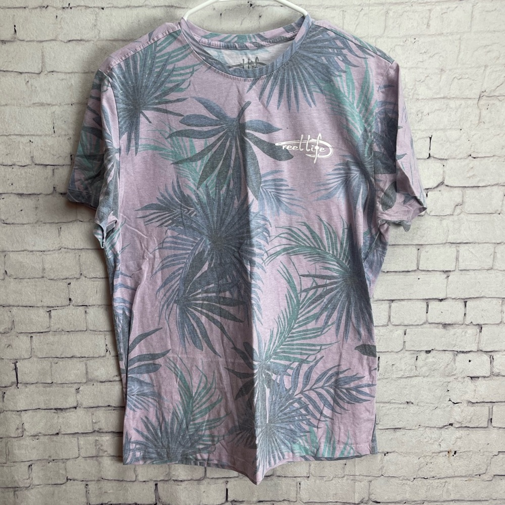 Reel life size large t shirt purple with palm print